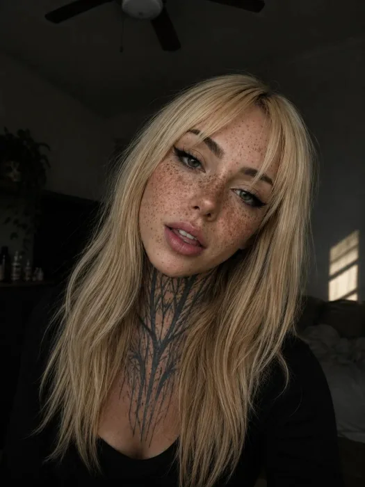 Luna Averon